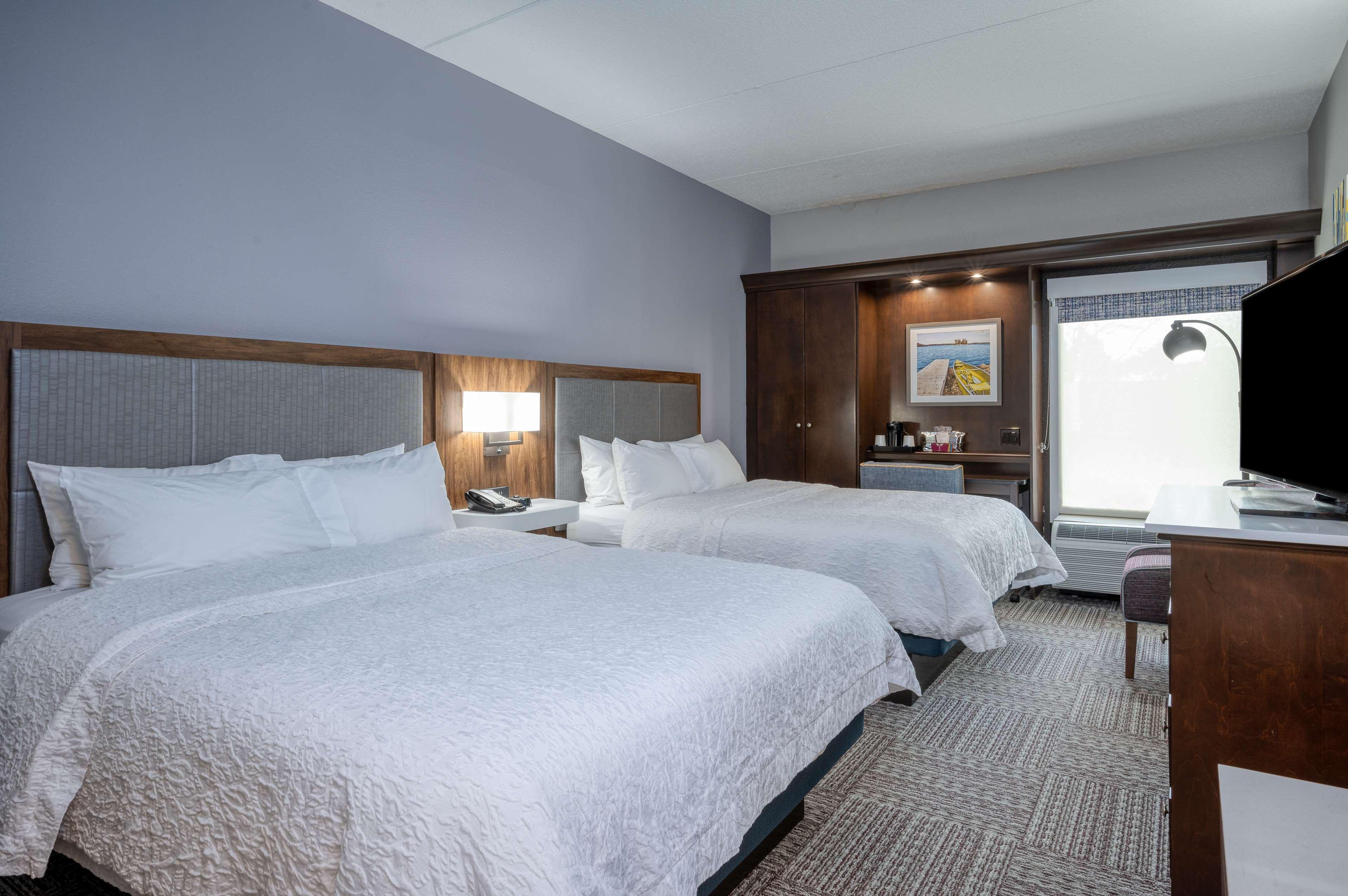 Hampton Inn Janesville Eksteriør bilde