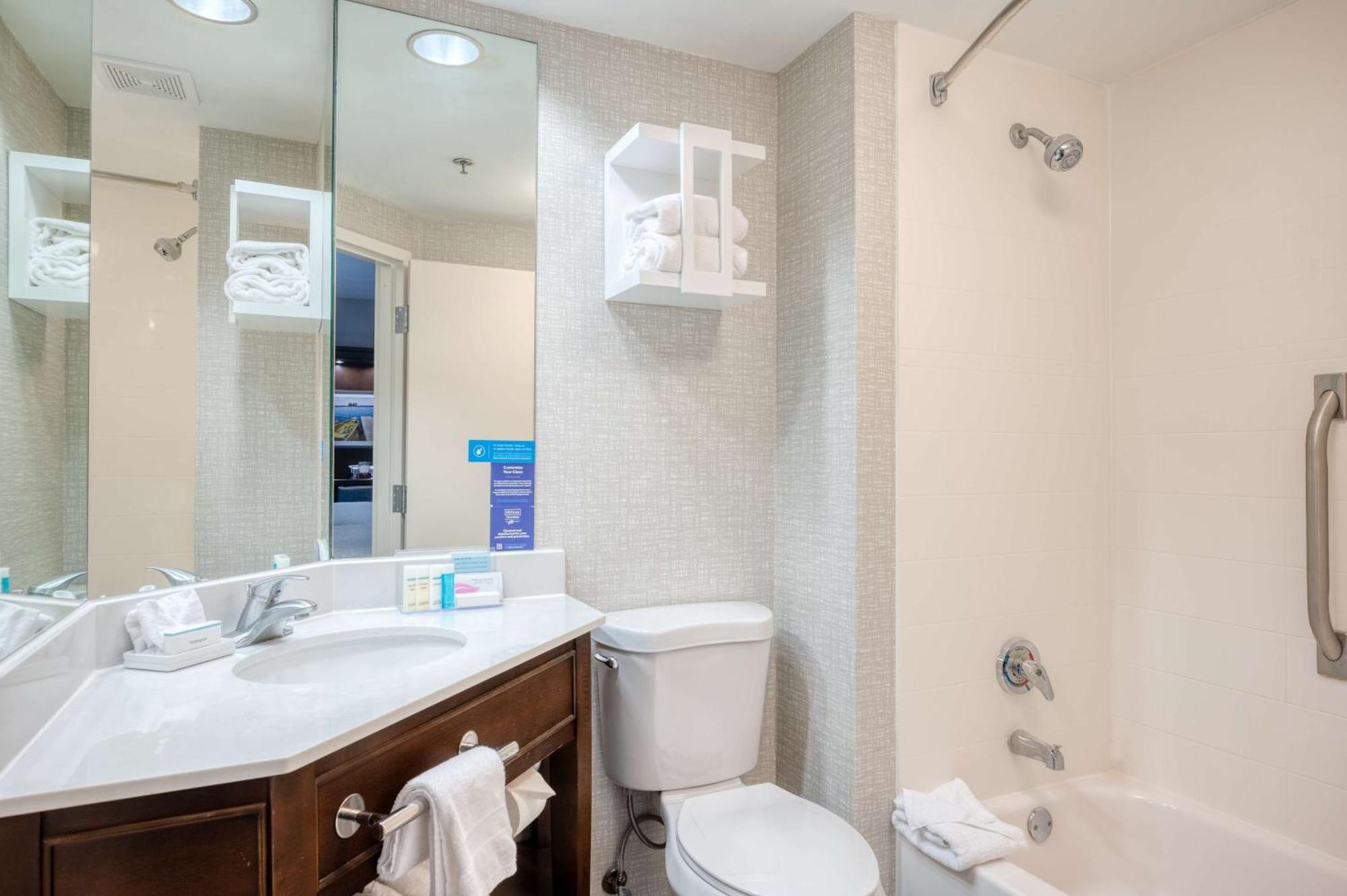Hampton Inn Janesville Eksteriør bilde