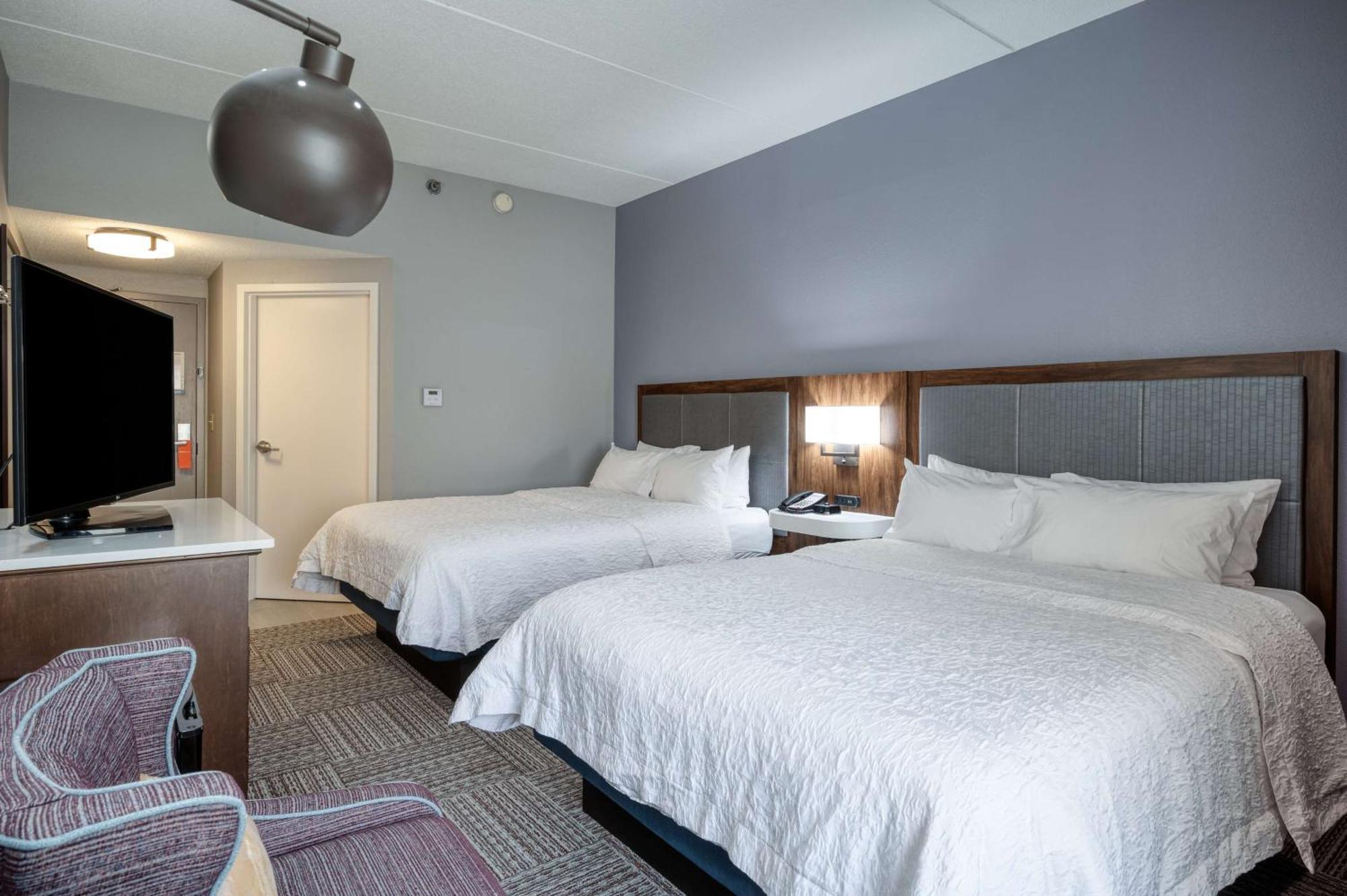 Hampton Inn Janesville Eksteriør bilde